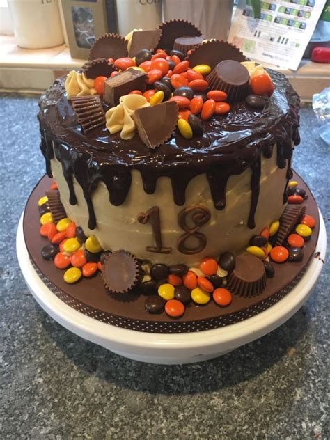 Reeses Cake In 2020 Cake Reeses Cake Desserts