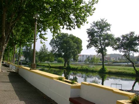 Passeio Pela Margem Da Ribeira De Isna Sert All About Portugal