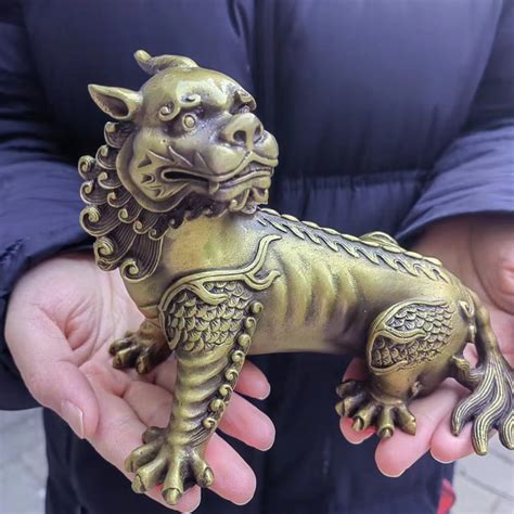 Wealth Pixiu Statue Feng Shui Decor Kirin Pi Xiu Copper Kylin Bronze