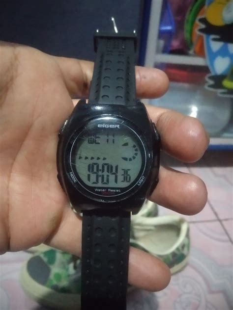 Jam Tangan Eiger Ls Fesyen Pria Jam Tangan Di Carousell