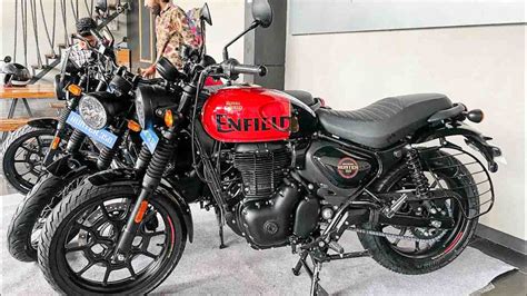 2023 Royal Enfield Hunter 350 First Ride Review Revzilla 53 Off