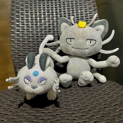 Alolan Meowth Alolan Persian Pokemon On Carousell