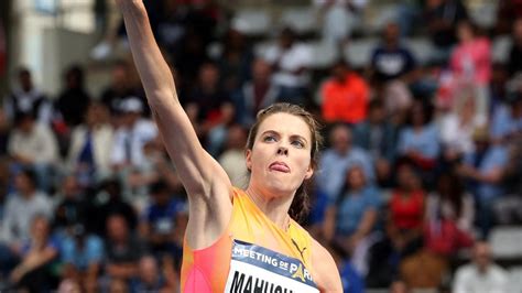 Ukraine S Mahuchikh Breaks 1987 Women S High Jump World Record