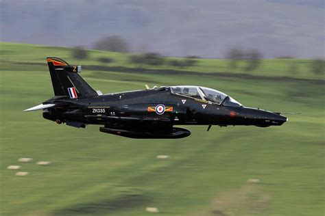 RAF Hawk T2 | Fighter aircraft, Fighter jets, Military aircraft