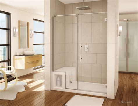 Acrylic Shower Base And Pivoting Door System Di Transizione Stanza