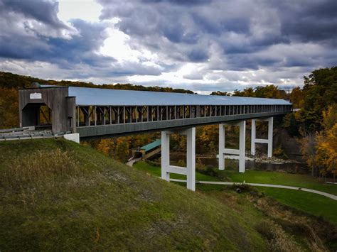 Usas Longest Covered Bridge Smolen Gulf Bridge In Ashtabula Oh R