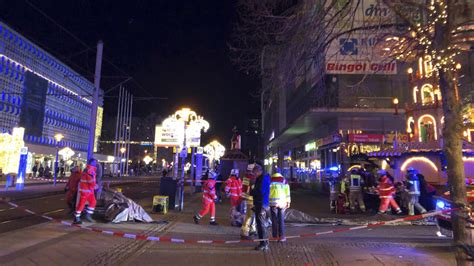 Allemagne un possible attentat sur un marché de Noël 5 morts et