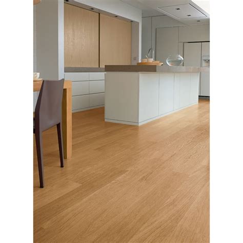 Quick Step Laminate Flooring Eligna Natural Varnished Oak Planks EL896