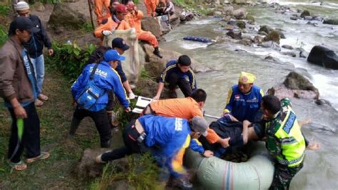 Goriau Korban Tewas Akibat Bus Sriwijaya Terjun Ke Jurang Bertambah