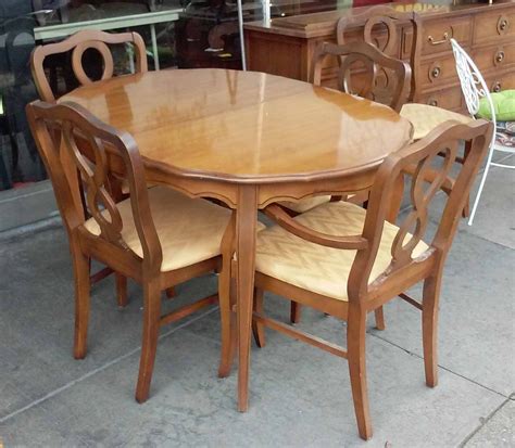 Uhuru Furniture And Collectibles Sold French Provincial Dining Set Table 2 Leaves 6 Chairs 145