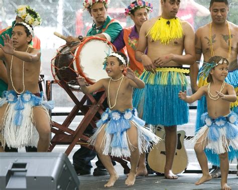 The Cook Island Avaiki Nui Dance Group Performs At The Pasicif Islander