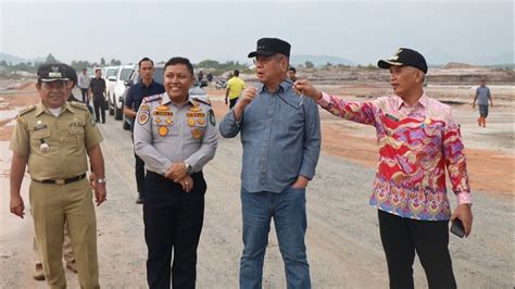 Foto Singkawang Januari Bandar Udara Singkawang Siap Beroperasi