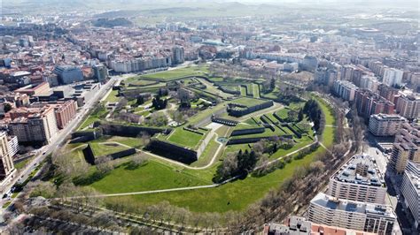 Pamplona Ciudadela Notarios Y Registradores