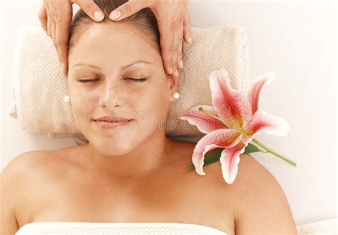 Masseur Doing Massage The Head Of An Woman In Spa Salon Stock Image Image Of Neck Caucasian