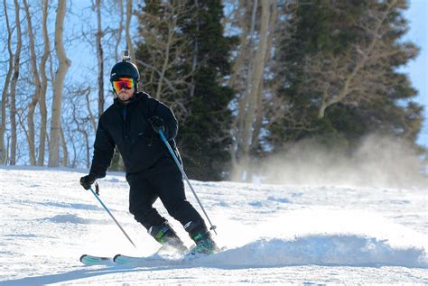 Does Colorado or Utah Have Better Skiing? Snow Quality Vs Best Resorts ...