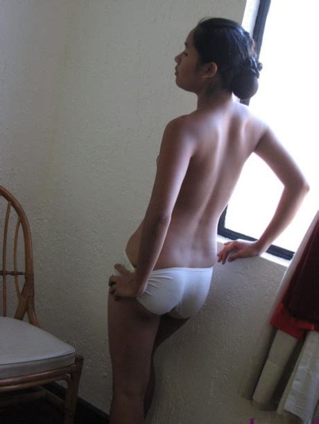 Barely Legal Asian Girl Casually Strips Off Her Clothes For Nude Poses CoedCherry