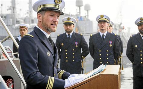 À Brest le capitaine de corvette Julien Malherbe nouveau pacha du