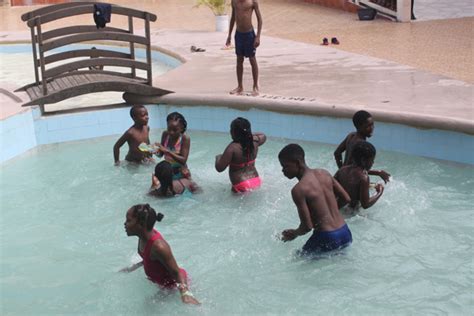 Minister Treats Children To Day Of Fun Barbados Advocate
