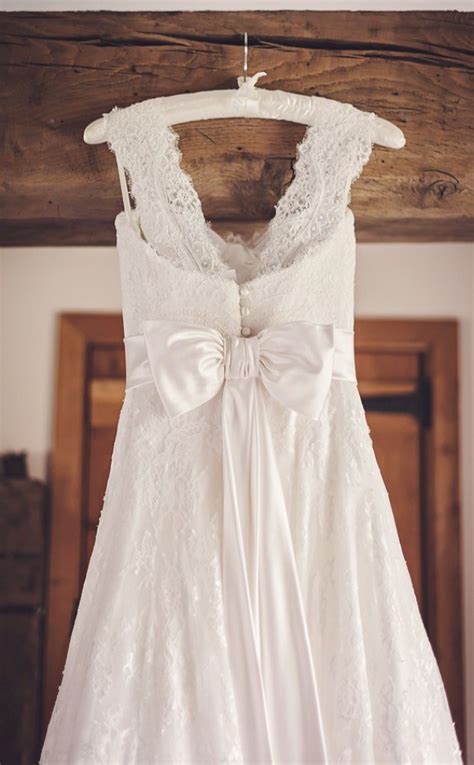 Sassi Holford Saskia Preloved Wedding Dress Save Stillwhite