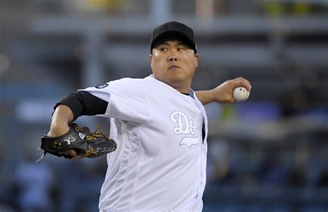 Dodgers starter Hyun-Jin Ryu insists he isn't fatigued - Los Angeles Times