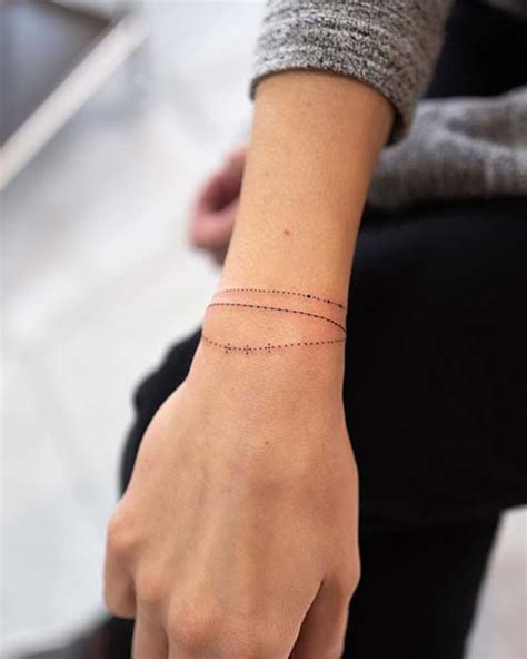 Women's Wrist Bracelet Tattoo Ideas: Discover the Latest Trends for a ...