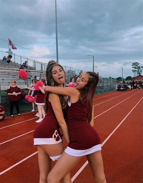 Pin By 🦋maah🦋 On Darianka Sanchez Cheer Photography Poses Cheer