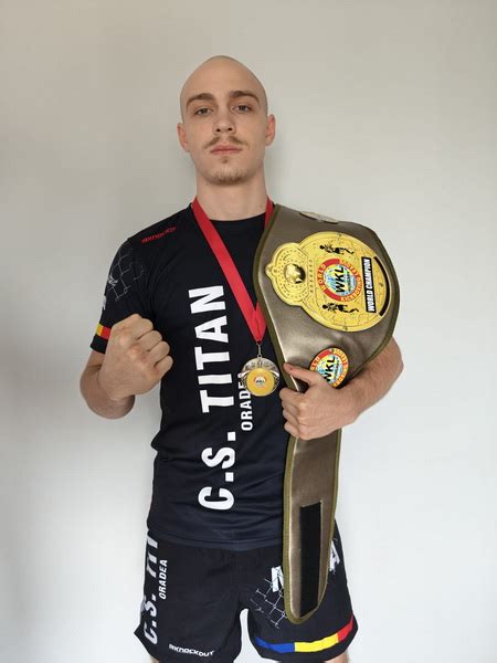 Un Tanar De De Ani Din Oradea A Devenit Campion Mondial La Mma