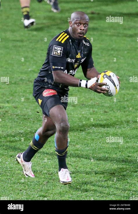 Raymond Rhule Del Stade Rochelais Durante El Partido De Rugby Del