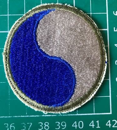 US Army 29th Infantry Division patch - Medals And Memorabilia