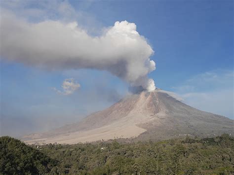 Bildergalerie Pyroklastische Str Me Am Sinabung Vulkane Net Newsblog