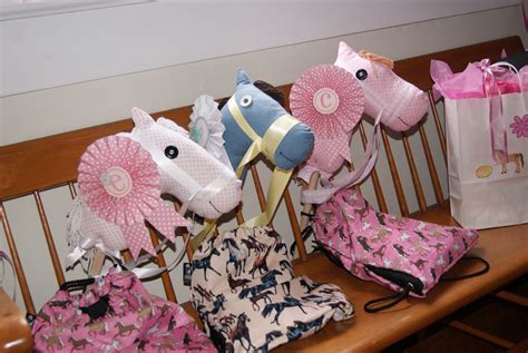 Craft Synergy!: Hobby Horse Party Favors