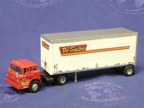 Buffalo Road Imports. Ford C w/ 28' Wedge Trailer "DiSalvo" TRUCK BOX TRAILER Plastic model ...