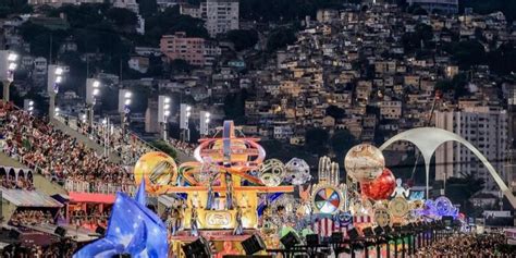 Terceiro Dia De Folia No Rio Blocos De Rua E Desfiles Na M Rques De