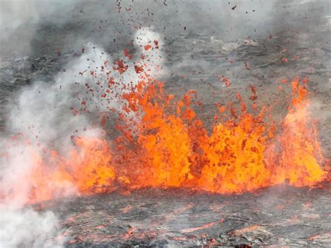 Spektakuläre Bilder zeigen Spalteneruption Island erlebt dritten