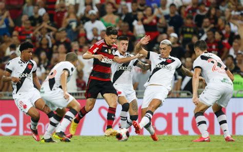 Flamengo tem 2 pior aproveitamento em clássicos estaduais desde 2019