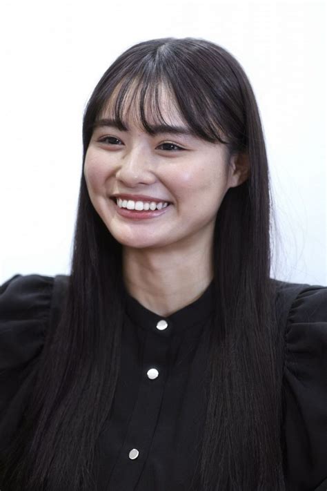 豊島心桜、満開の〝桜〟咲かせる グラビア、モデルで大ブレークだ 27日発売「週刊プレイボーイ」で表紙飾る：中日スポーツ・東京中日スポーツ