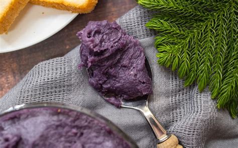 What Does Ube Taste Like The Ultimate Culinary Guide For Foodies Quenchers