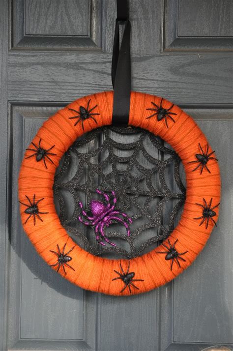 23 Best Halloween Wreath Ideas And Designs For 2021