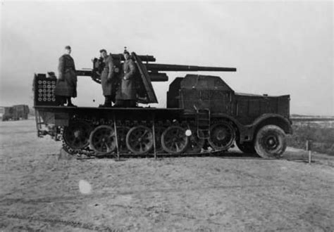 Cm Flak Sfl Auf Zugkraftwagen T Sd Kfz