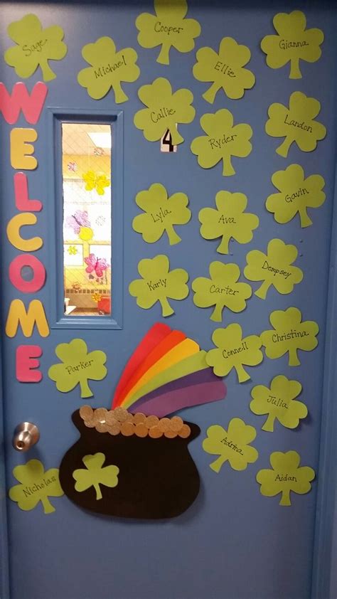 St Patrick S Day Door Decoration St Patricks Crafts Door