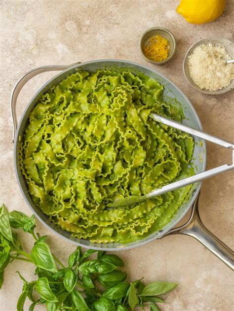 Super Green Pasta Sauce Simple Basil Cream Sauce