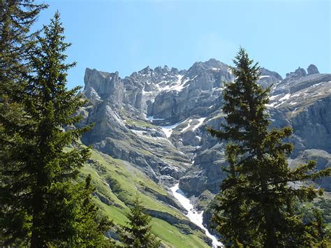 Blick hoch zum Chli Windgällen Fotos hikr org