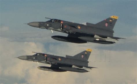 Chegam Mais Tr S Kfir Colombianos Poder A Reo Avia O For As