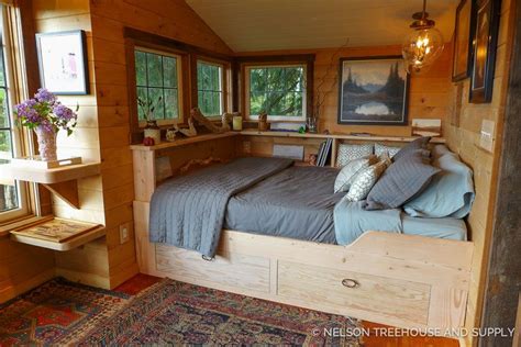 A Queen Sized Bed Fits Snuggly In This Nook In Bed Nook Built