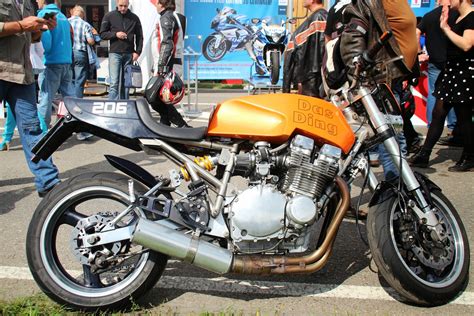 Handmademotorcycle Noch Mehr Suzuki Gs Cafe Racer Beim Glemseck