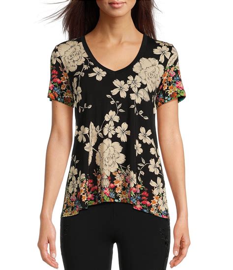 Johnny Was Redland Favorite Bamboo Stretch Knit Floral Print V Neck