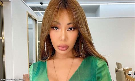 Jessi Naiyak Sa Tuwa Sa Kanyang Manila Concert