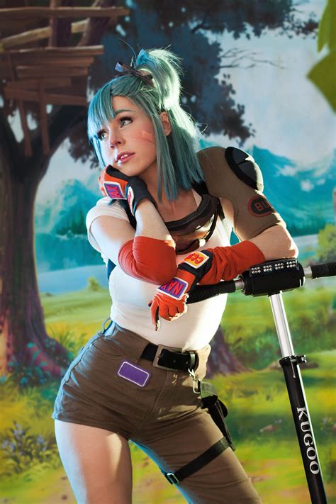 Bulma Cosplay by clefchan on DeviantArt