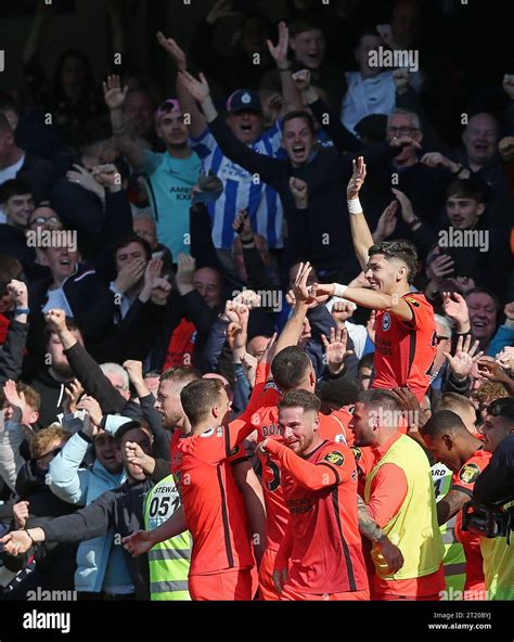 GOAL 2 1 Julio Enciso Of Brighton Hove Albion Goal Celebration