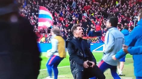 El “cholo” Simeone Explica Su Polémico Gesto Durante El Partido De Ayer